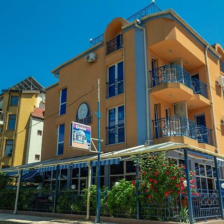 Dara Hotel Primorsko Zewnętrze zdjęcie