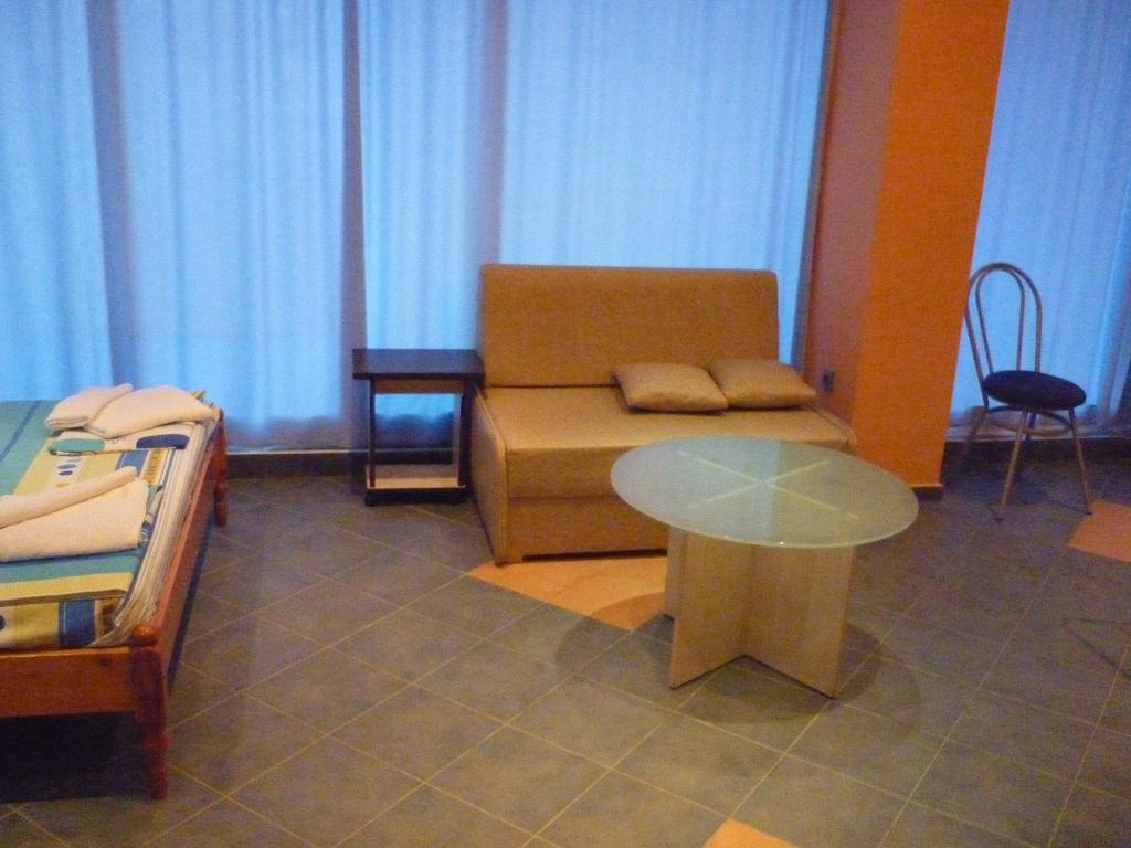 Dara Hotel Primorsko Zewnętrze zdjęcie