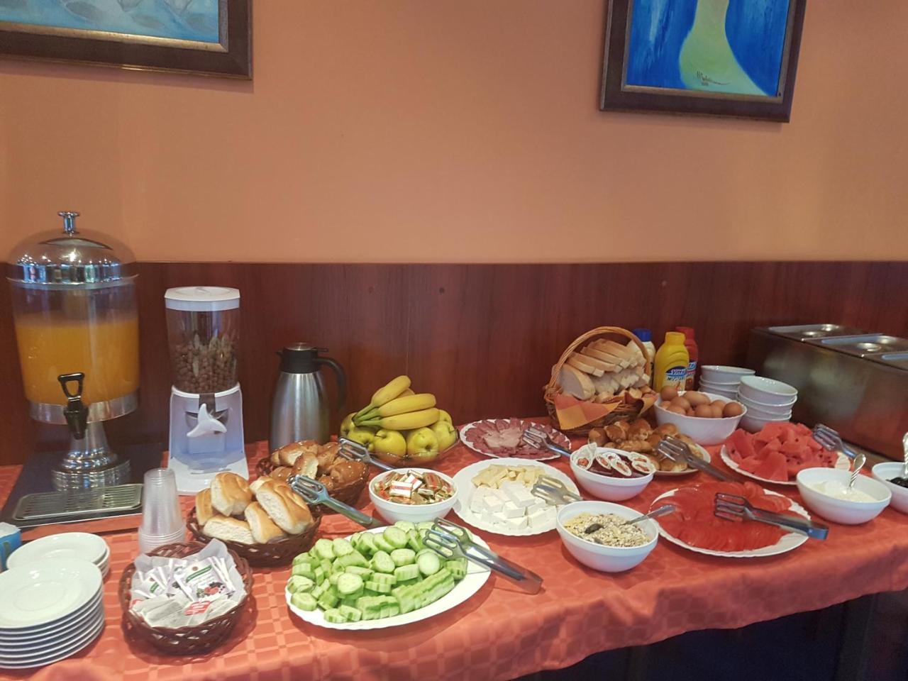 Dara Hotel Primorsko Zewnętrze zdjęcie