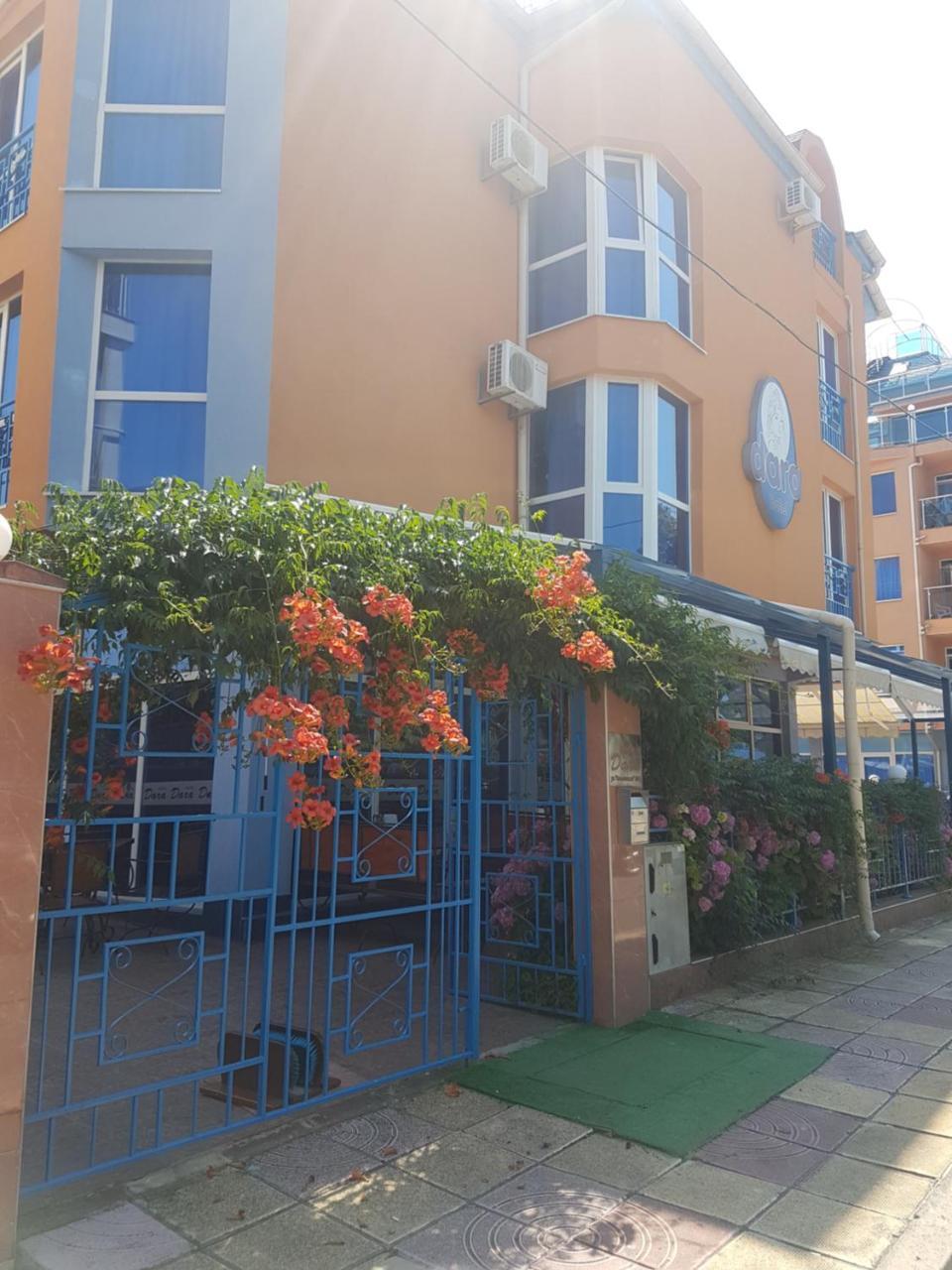 Dara Hotel Primorsko Zewnętrze zdjęcie