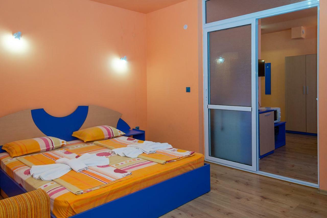 Dara Hotel Primorsko Zewnętrze zdjęcie