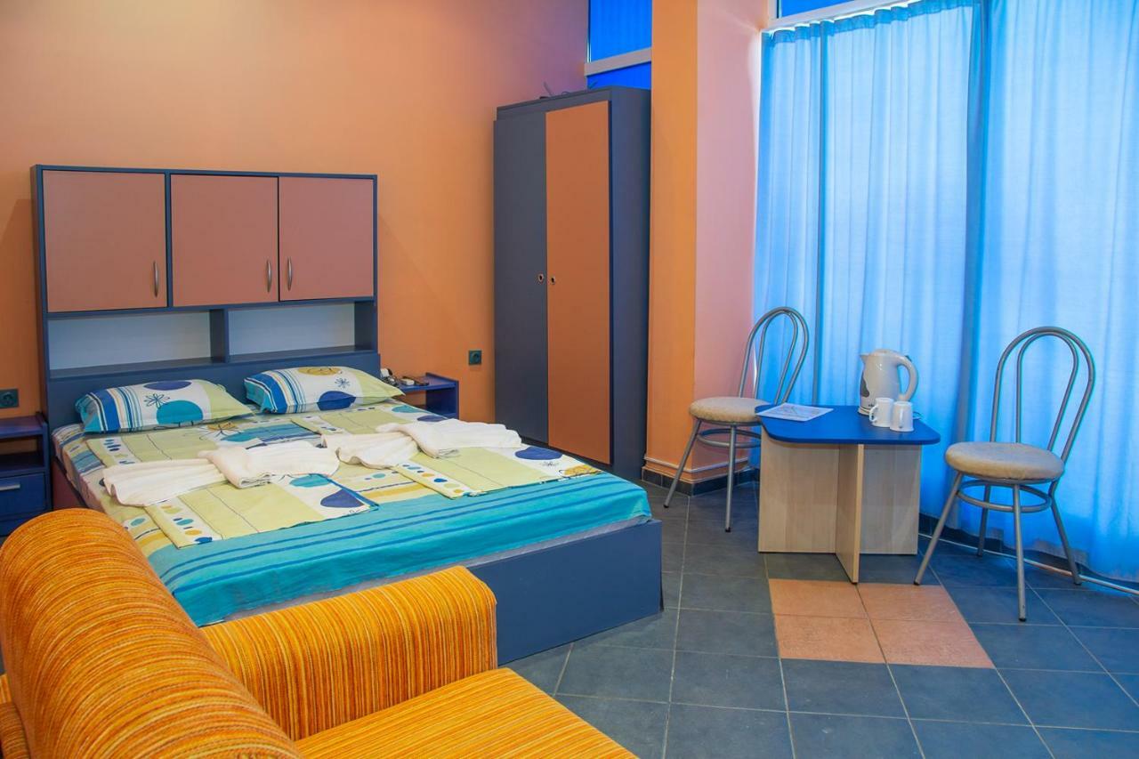 Dara Hotel Primorsko Zewnętrze zdjęcie